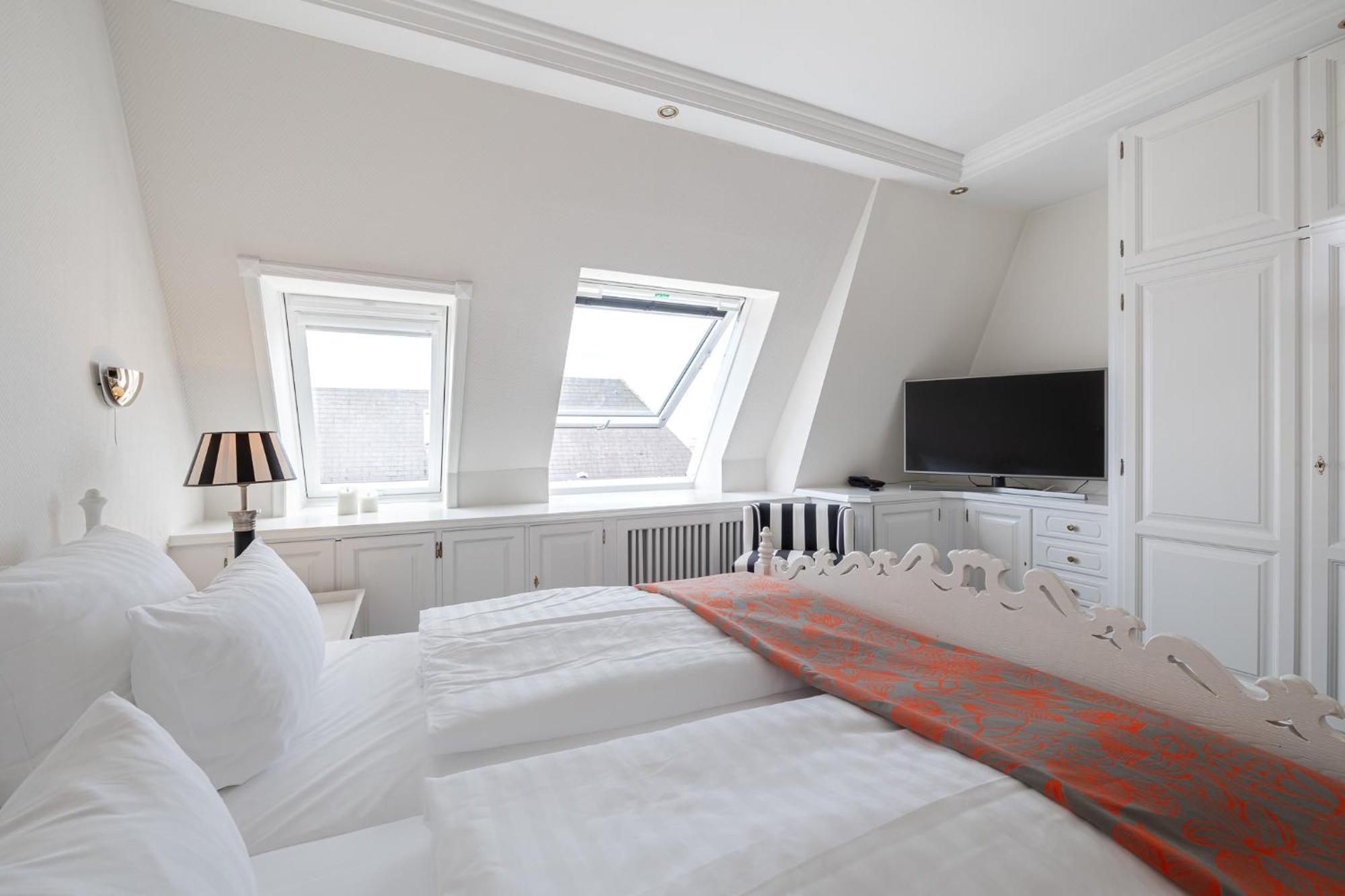 Stroenhof Apartment *